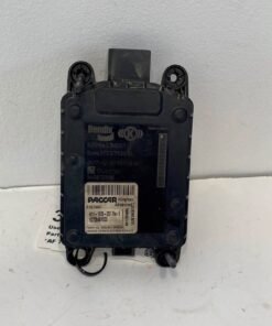 2019 Peterbilt 579 radar sensor, Peterbilt 579 front radar sensor, Bendix Wingman radar sensor, Bendix Wingman Peterbilt 579, K072848R003, K072848R003 radar sensor, Peterbilt 579 collision mitigation sensor, Peterbilt 579 adaptive cruise control radar, Peterbilt front radar sensor, Bendix front radar sensor, 2019 Peterbilt radar module, Peterbilt 579 safety sensor, Peterbilt 579 replacement radar sensor, used Bendix Wingman sensor, semi truck radar sensor, heavy duty truck radar sensor, commercial truck collision avoidance sensor, Peterbilt 579 truck parts
