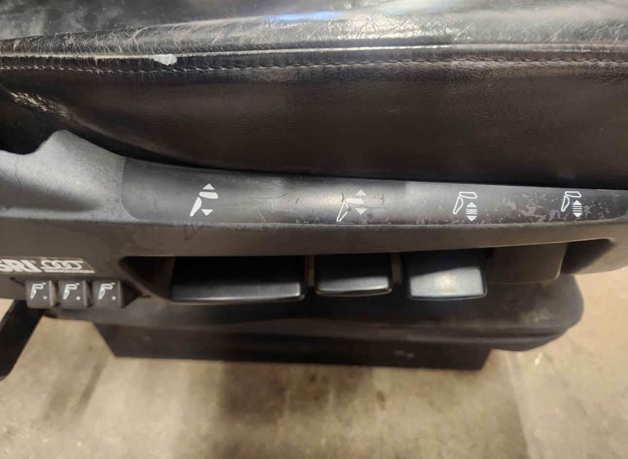 Kenworth truck seat, Kenworth T680 seat, Kenworth T880 seat, Kenworth W990 seat, Kenworth T700 seat, Kenworth semi truck seat, Kenworth replacement seat, used Kenworth truck seat, Kenworth driver seat, Kenworth passenger seat, 2012 Kenworth seat, 2013 Kenworth seat, 2014 Kenworth seat, 2015 Kenworth seat, 2016 Kenworth seat, 2017 Kenworth seat, 2018 Kenworth seat, 2019 Kenworth seat, 2020 Kenworth seat, 2021 Kenworth seat, 2022 Kenworth seat, 2023 Kenworth seat, 2024 Kenworth seat, 2025 Kenworth seat, 2026 Kenworth seat, semi truck seat, heavy duty truck seat, commercial truck seat, Kenworth interior parts, truck replacement seat