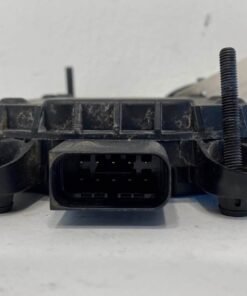 2019 Peterbilt 579 radar sensor, Peterbilt 579 front radar sensor, Bendix Wingman radar sensor, Bendix Wingman Peterbilt 579, K072848R003, K072848R003 radar sensor, Peterbilt 579 collision mitigation sensor, Peterbilt 579 adaptive cruise control radar, Peterbilt front radar sensor, Bendix front radar sensor, 2019 Peterbilt radar module, Peterbilt 579 safety sensor, Peterbilt 579 replacement radar sensor, used Bendix Wingman sensor, semi truck radar sensor, heavy duty truck radar sensor, commercial truck collision avoidance sensor, Peterbilt 579 truck parts