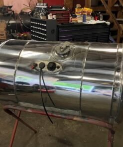 Peterbilt 379 fuel tank, Peterbilt 379 polished fuel tank, used Peterbilt 379 fuel tank, Peterbilt 379 replacement fuel tank, Peterbilt 379 aluminum fuel tank, Peterbilt 379 truck fuel tank, 39 inch weld to weld fuel tank, 39" Peterbilt fuel tank, polished semi truck fuel tank, semi truck fuel tank, heavy duty truck fuel tank, commercial truck fuel tank, Peterbilt fuel tank for sale, used Peterbilt truck parts, Peterbilt 379 truck parts, replacement semi truck fuel tank