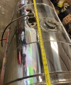 Peterbilt 379 fuel tank, Peterbilt 379 polished fuel tank, used Peterbilt 379 fuel tank, Peterbilt 379 replacement fuel tank, Peterbilt 379 aluminum fuel tank, Peterbilt 379 truck fuel tank, 39 inch weld to weld fuel tank, 39