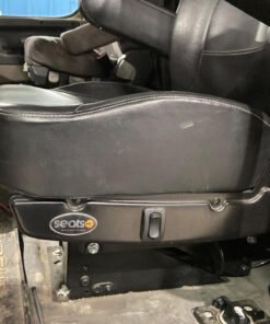 Freightliner Cascadia seat, Freightliner Cascadia air ride seat, Freightliner Cascadia driver seat, Freightliner Cascadia left seat, Freightliner Cascadia air suspension seat, Freightliner Cascadia black seat, Freightliner Cascadia leather seat, Freightliner Cascadia replacement seat, used Freightliner Cascadia seat, used truck air ride seat, Freightliner truck seat, Freightliner driver air ride seat, black imitation leather truck seat, heavy duty truck seat, semi truck air ride seat, Freightliner Cascadia interior parts, Freightliner Cascadia replacement parts