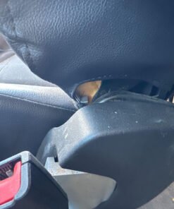 Freightliner Cascadia seat, Freightliner Cascadia air ride seat, Freightliner Cascadia passenger seat, Freightliner Cascadia right seat, Freightliner Cascadia air suspension seat, Freightliner Cascadia grey seat, Freightliner Cascadia cloth leather seat, Freightliner Cascadia replacement seat, used Freightliner Cascadia seat, used truck air ride seat, Freightliner truck seat, Freightliner passenger air ride seat, grey cloth and leather truck seat, heavy duty truck seat, semi truck air ride seat, Freightliner Cascadia interior parts, Freightliner Cascadia replacement parts
