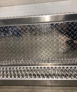 Peterbilt 379 battery box, Peterbilt 379 battery box replacement, Peterbilt 379 aluminum battery box, Peterbilt 379 diamond plate battery box, Peterbilt battery box, Peterbilt 379 battery tray box, 4 battery box Peterbilt 379, Peterbilt 379 battery box for sale, 01-05010031, 0105010031, 01-05012000, BF 01-05010031, new Peterbilt 379 battery box, aluminum truck battery box, Peterbilt truck parts, Peterbilt 379 replacement parts.