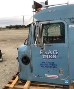 Peterbilt 379 cab assembly, Peterbilt 379 cab, Peterbilt 379 complete cab, Peterbilt 379 replacement cab, Peterbilt 379 high roof cab, used Peterbilt 379 cab, Peterbilt 379 cab for sale, 1998 Peterbilt 379 cab, 1994 Peterbilt 379 cab, 1995 Peterbilt 379 cab, 1996 Peterbilt 379 cab, 1997 Peterbilt 379 cab, Peterbilt 377 cab, Peterbilt 378 cab, Peterbilt 357 cab, Peterbilt 375 cab, CAT 3406E Peterbilt cab, Peterbilt truck cab replacement, used Peterbilt truck parts.