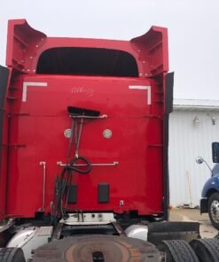2017 Peterbilt 579 sleeper, 2017 Peterbilt 579 red sleeper, 2017 Peterbilt 579 70 inch sleeper, 2017 Peterbilt 579 70