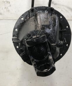 Eaton RS404 carrier assembly, Eaton RS404 rear differential, Eaton RS404 differential carrier, Eaton RS404 3.55 ratio, Eaton RS404 41 spline, Eaton rear differential carrier, Eaton differential carrier assembly, used Eaton RS404, Eaton 21060S carrier, Eaton 22060S carrier, Eaton RS405 carrier, Eaton RS454 carrier, 3.55 rear differential, 41 spline differential carrier, Western Star 4900EX differential, used truck differential, heavy duty rear differential carrier, Eaton rear end carrier assembly.