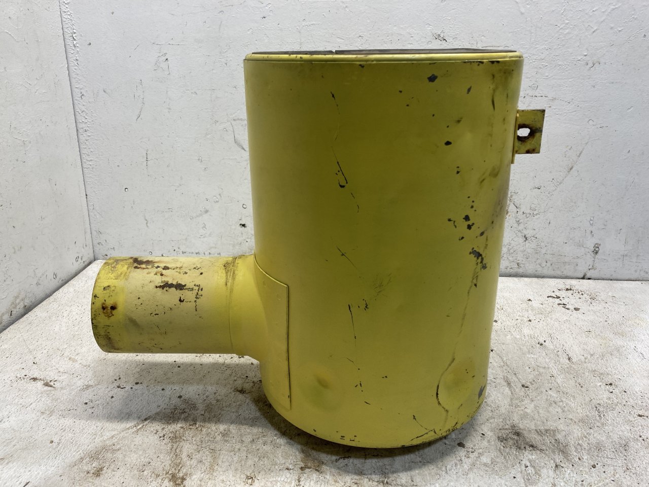 Vehicle Info: 1976 John Deere 644B Item Info: John Deere AT68720 Shipping Status: Please add to cart for shipping estimate and delivery times. This item has been processed and is ready to ship! Reference Info John Deere AT41237 John Deere AT68720 John Deere 644B John Deere 644C Warranty Info "AS IS" No Warranty. Item meets your satisfaction at the time of receipt or installation.