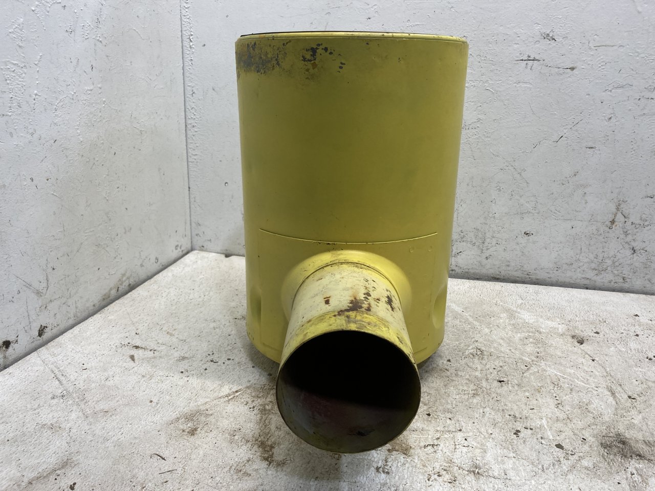Vehicle Info: 1976 John Deere 644B Item Info: John Deere AT68720 Shipping Status: Please add to cart for shipping estimate and delivery times. This item has been processed and is ready to ship! Reference Info John Deere AT41237 John Deere AT68720 John Deere 644B John Deere 644C Warranty Info "AS IS" No Warranty. Item meets your satisfaction at the time of receipt or installation.