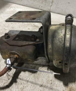 1982 Case W20B brake master cylinder, Case W20B brake master cylinder, Case W20B brake actuator, Case W20B wheel loader parts, Case wheel loader parts, OEM L77758, L77758 brake actuator, used Case parts, used brake master cylinder, Case heavy equipment parts