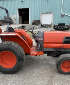 1995 Kubota L4200 Tractor, Kubota L4200, Kubota L4200 Tractor for Sale, Used Kubota Tractor, 1995 Kubota Tractor, Kubota 4WD Tractor, Kubota 45 HP Tractor, Kubota Diesel Tractor, Kubota Farm Tractor, Used Farm Equipment, 45 HP Agricultural Tractor, Kubota Glide Shift Tractor, Kubota L4200 4WD, Used 4WD Tractor, Kubota Utility Tractor, Diesel Farm Tractor, Kubota Agricultural Equipment