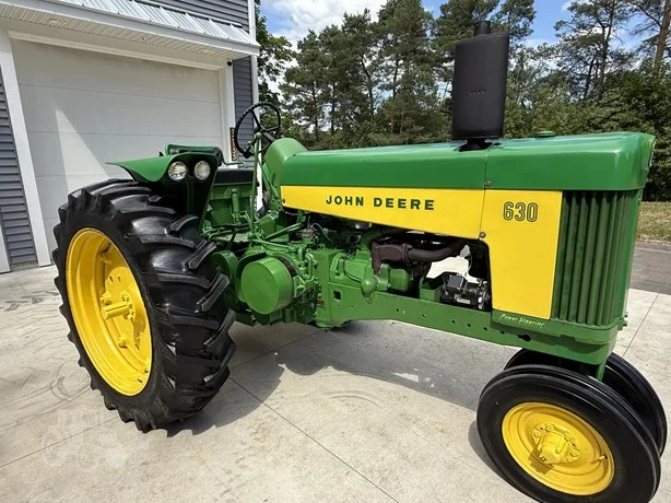1959 John Deere 630 53 HP Antique Collector Tractor - Image 5