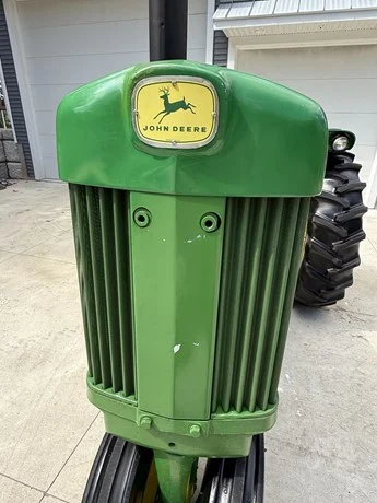 1959 John Deere 630 53 HP Antique Collector Tractor - Image 9