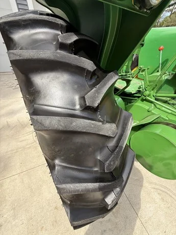 1959 John Deere 630 53 HP Antique Collector Tractor - Image 19
