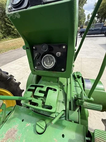1959 John Deere 630 53 HP Antique Collector Tractor - Image 29