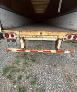 2015 Stoughton Dry Van Trailer, 2015 Stoughton 53 Foot Trailer, Stoughton 53' Dry Van, Stoughton Aluminum Dry Van Trailer, Used Stoughton Trailer, Used Dry Van Trailer, 53 Foot Van Trailer, 53' Aluminum Dry Van, Aluminum Semi Trailer, Sliding Tandem Axle Trailer, Tandem Axle Dry Van, Spring Suspension Dry Van, 70,000 GVW Trailer, 102 Inch Wide Trailer, 165 Inch Side Height Trailer, Roll Up Door Dry Van, Translucent Roof Trailer, Wood Floor Dry Van, E-Track Dry Van Trailer, Stoughton Trailer for Sale, Used Semi Trailer, Commercial Dry Van Trailer, Freight Trailer, Cargo Trailer, Used Van Trailer, Stoughton Trailers for Sale