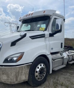 2019 Freightliner Cascadia 126, 2019 Freightliner Cascadia for sale, Freightliner Cascadia day cab, Freightliner Cascadia tractor, Freightliner tandem axle tractor, used Freightliner Cascadia, Freightliner Cascadia 126 day cab, Detroit DD15 505HP, Detroit DD15 14.8L engine, Fuller FRO17210C transmission, 10 speed manual Freightliner, 6x4 Freightliner tractor, tandem axle day cab truck, used semi trucks for sale, used tractor trucks, Class 8 day cab trucks, Freightliner commercial trucks, Freightliner Cascadia diesel truck, 2019 Freightliner tractor