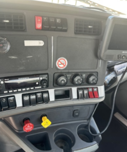 2022 Kenworth T680 day cab, 2022 Kenworth T680 for sale, Kenworth T680 tandem axle tractor, Kenworth T680 day cab truck, used Kenworth T680, Kenworth day cab tractor, PACCAR MX13 405HP, PACCAR MX13 engine truck, Endurant 12 speed transmission, PACCAR PO-16F112C transmission, Kenworth T680 pusher axle, tandem axle day cab truck, used semi trucks for sale, used tractor trucks, Class 8 day cab trucks, Kenworth commercial trucks, Kenworth T680 diesel truck, 2022 Kenworth tractor