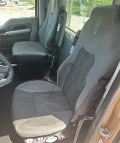 2022 Kenworth T680 day cab, 2022 Kenworth T680 for sale, Kenworth T680 tandem axle tractor, Kenworth T680 day cab truck, used Kenworth T680, Kenworth day cab tractor, PACCAR MX13 405HP, PACCAR MX13 engine truck, Endurant 12 speed transmission, PACCAR PO-16F112C transmission, Kenworth T680 pusher axle, tandem axle day cab truck, used semi trucks for sale, used tractor trucks, Class 8 day cab trucks, Kenworth commercial trucks, Kenworth T680 diesel truck, 2022 Kenworth tractor