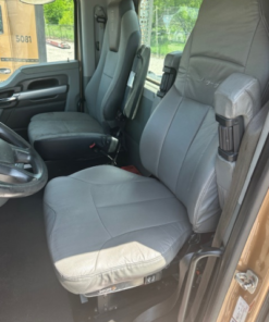 2022 Kenworth T680 day cab, 2022 Kenworth T680 for sale, Kenworth T680 tandem axle tractor, Kenworth T680 day cab truck, used Kenworth T680, Kenworth day cab tractor, PACCAR MX13 405HP, PACCAR MX13 engine truck, Endurant 12 speed transmission, PACCAR PO-16F112C transmission, Kenworth T680 pusher axle, tandem axle day cab truck, used semi trucks for sale, used tractor trucks, Class 8 day cab trucks, Kenworth commercial trucks, Kenworth T680 diesel truck, 2022 Kenworth tractor