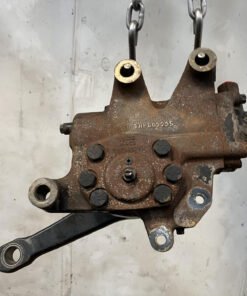 2016 Freightliner Cascadia steering gear, Freightliner Cascadia steering rack, TRW Ross THP602295, THP602295 steering gear, THP60010 steering gear, Freightliner 14-15701-000, used Freightliner steering gear, used TRW Ross steering gear, Freightliner Cascadia steering parts, heavy duty truck steering gear