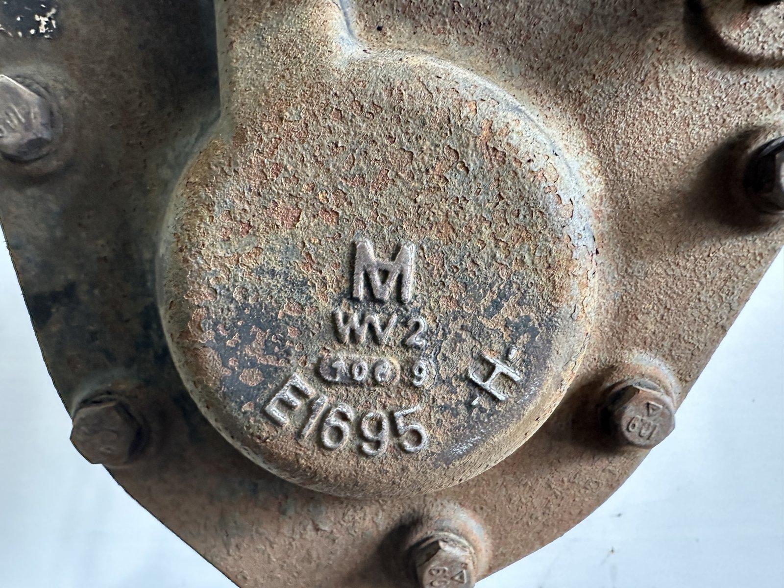 2020 International LT differential assembly, Meritor MD2014X front carrier, Meritor MD2014H differential, Meritor MD2214X differential, used International LT differential, 2.79 ratio truck differential, 41 spline differential assembly, SPL250 yoke differential, heavy-duty truck drivetrain parts