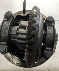 2015 Volvo VNL differential assembly, Meritor MD2014X front carrier, Meritor MD2014H differential, Meritor MD2214X differential, used Volvo VNL differential, 3.08 ratio truck differential, 41 spline differential assembly, 8.5C yoke differential, steel housing truck differential, heavy-duty truck drivetrain parts