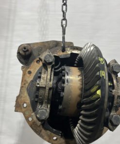 2000 International 9100 differential assembly, Meritor RD20145 front carrier, Meritor RD20145391 differential, Meritor RD17144 differential, Meritor RD19144 differential, 3.21 ratio truck differential, 41 spline differential assembly, RPL20 yoke differential, used International 9100 drivetrain parts, heavy-duty truck differential carrier